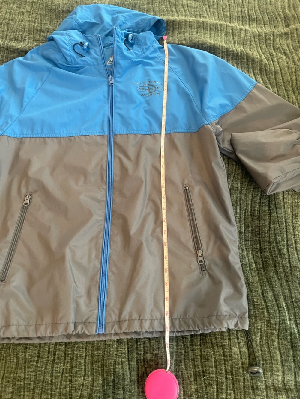 Disney Men's Blue and Gray Hooded Windbreaker Size Small - Picture 9 of 9